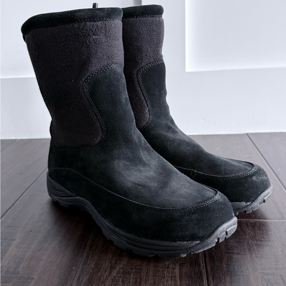 L.L.Bean black suede and fleece-lined insulated winter boots, 11wide